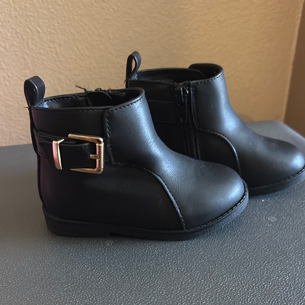 The Children's Place Black and Gold Ankle Boots